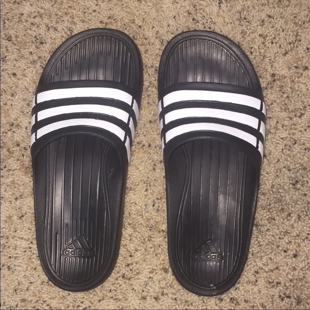 Worn 2x Adidas slides
